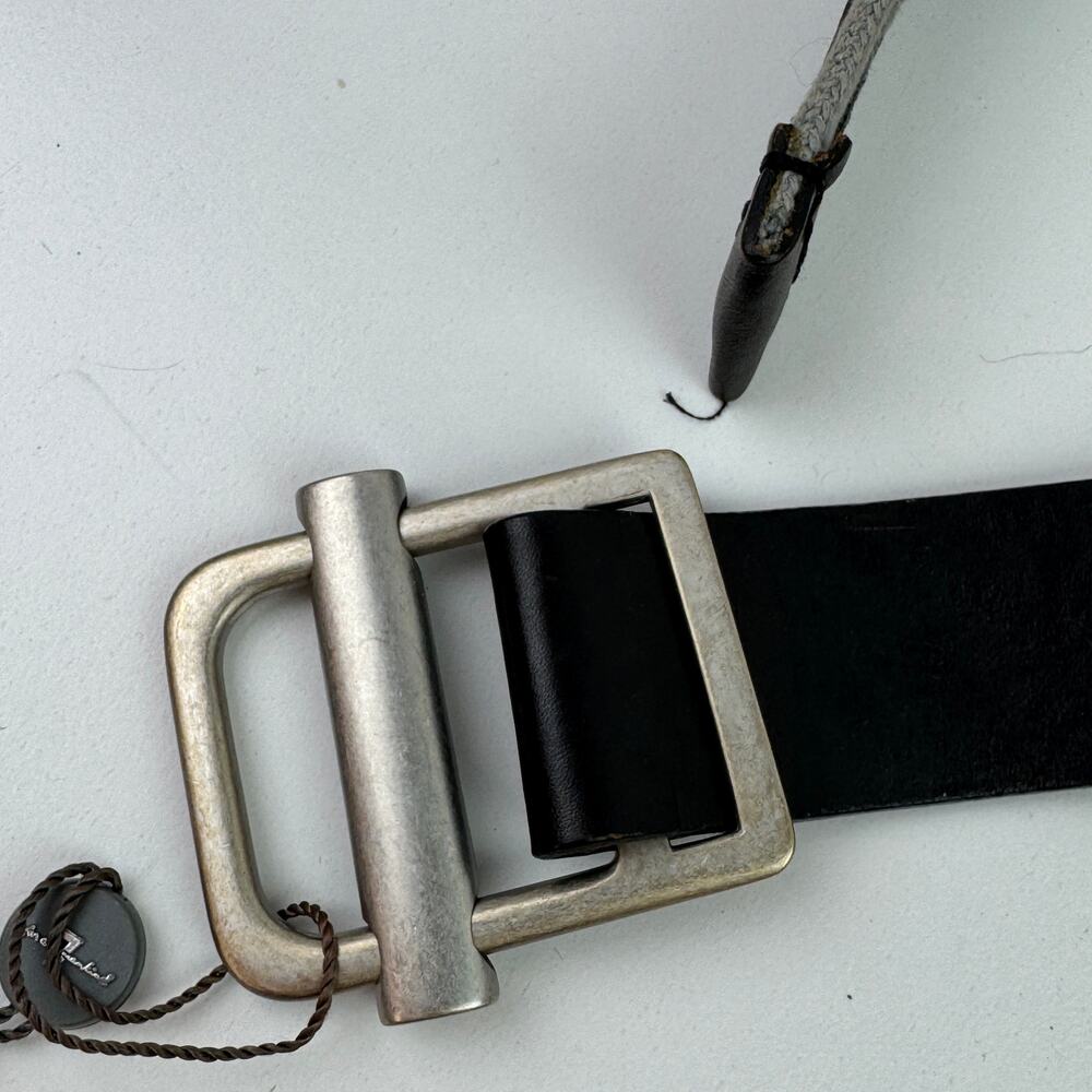 7 For All Mankind Belt Gray Black Striped Rigger Buckle Hardware Sz X-Small NWOT - Picture 5 of 6